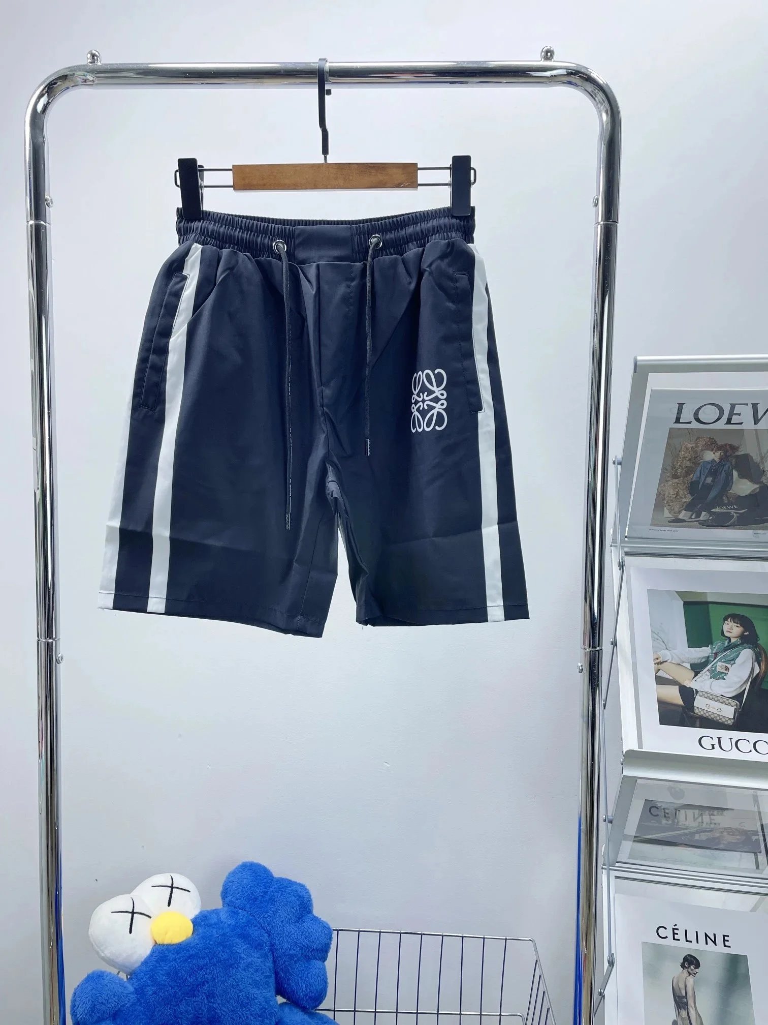 Louis Vuitton Shorts Elastic-waist drawstring logo-print image 15