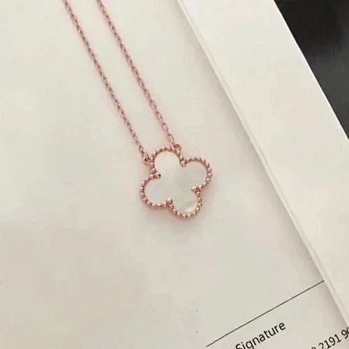 Van Cleef Necklace 3
