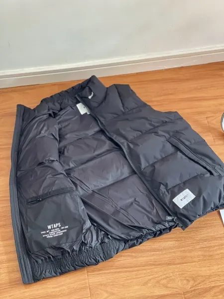 WTAPS Down Vest Army Green Vest - 17