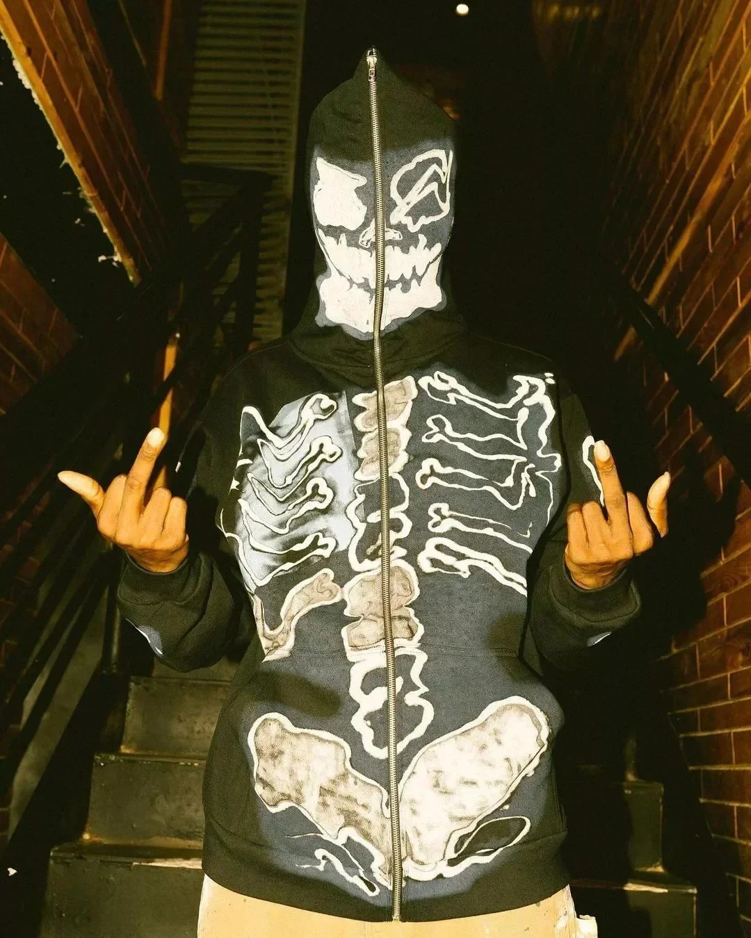 Cross-border version Travis Scott skeleton skeleton velvet hooded sweatshirt for men and women high street cardigan jacket