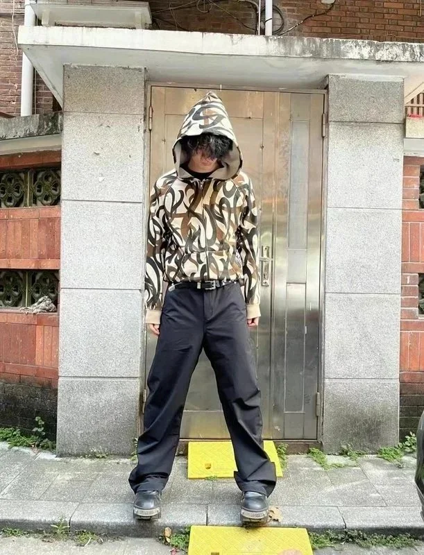 Velvet zipper sweatshirt European and American high street fashion brand hip-hop street ins star travis scott same style thorns all over print pure cotton fleece cardigan sweatshirt zipper h