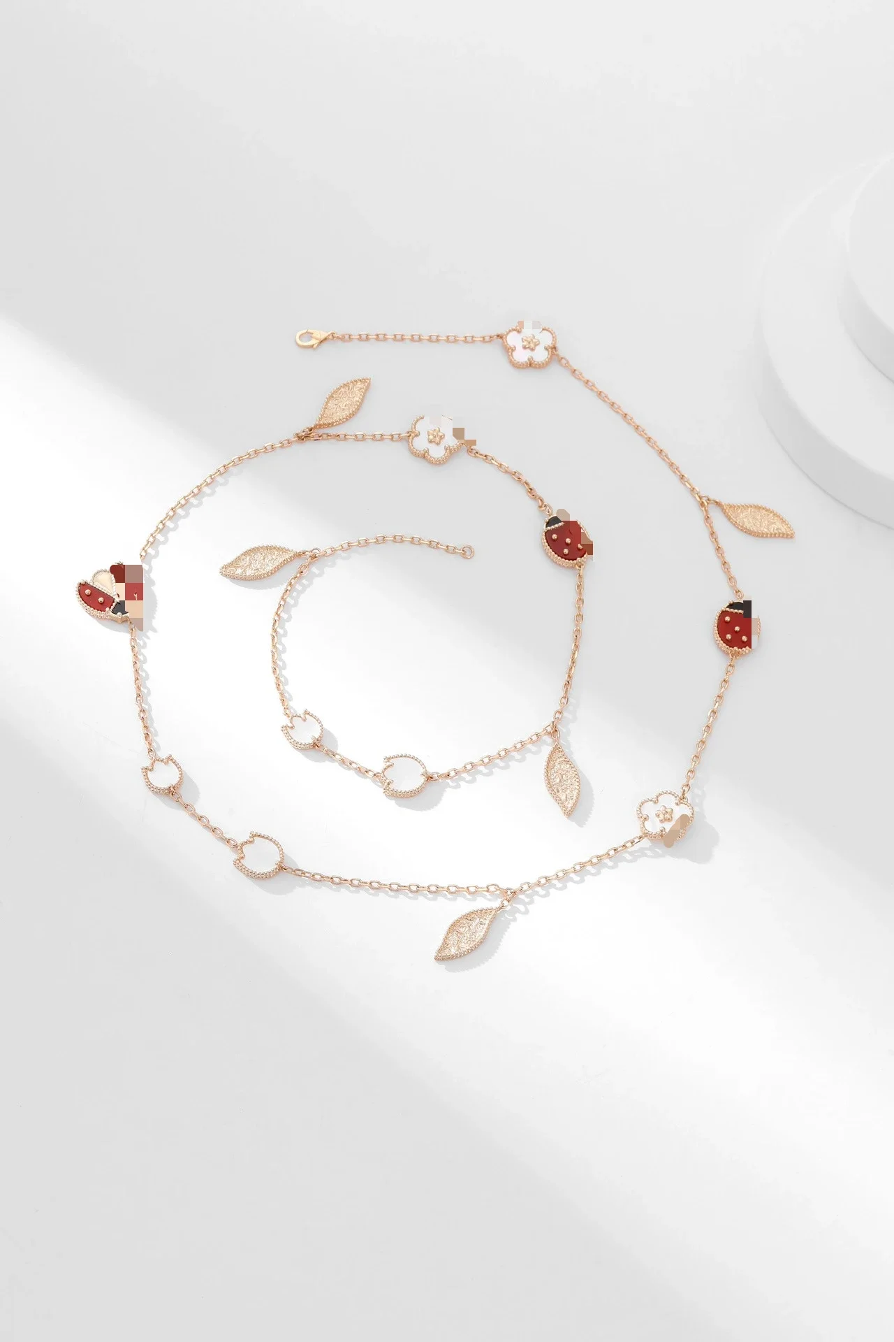 Ten Flowers and Twenty Flowers Necklace Natural Fritillaria