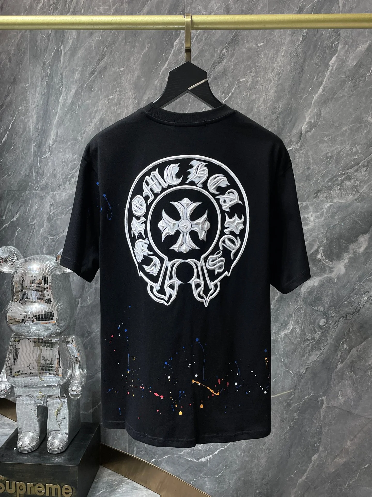 Cross horseshoe patchwork leather and ruffled short-sleeved T-shirt