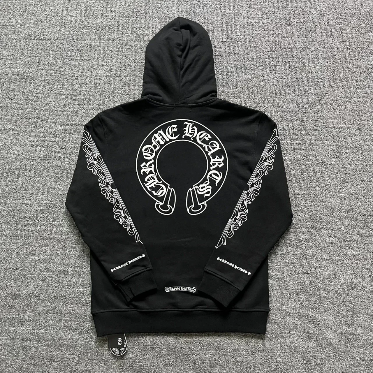 CH cross hooded sweatshirt is versatile and fashionable