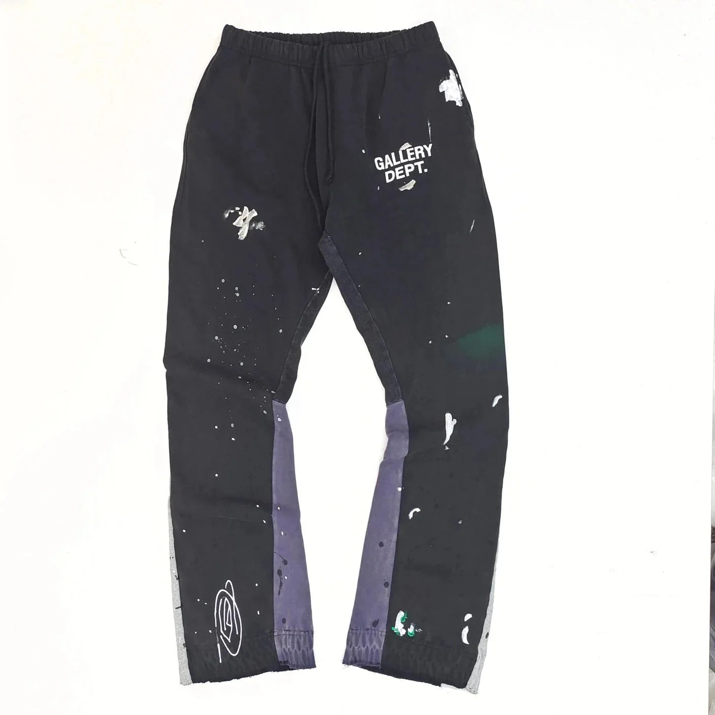 Dept. trousers legs are spliced ​​with multi-colored black letters and white waves