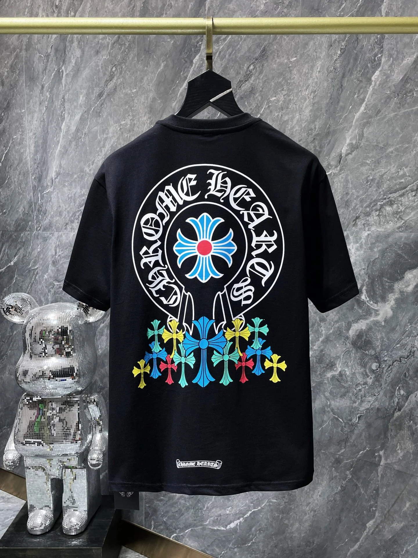 Cross horseshoe patchwork leather and ruffled short-sleeved T-shirt