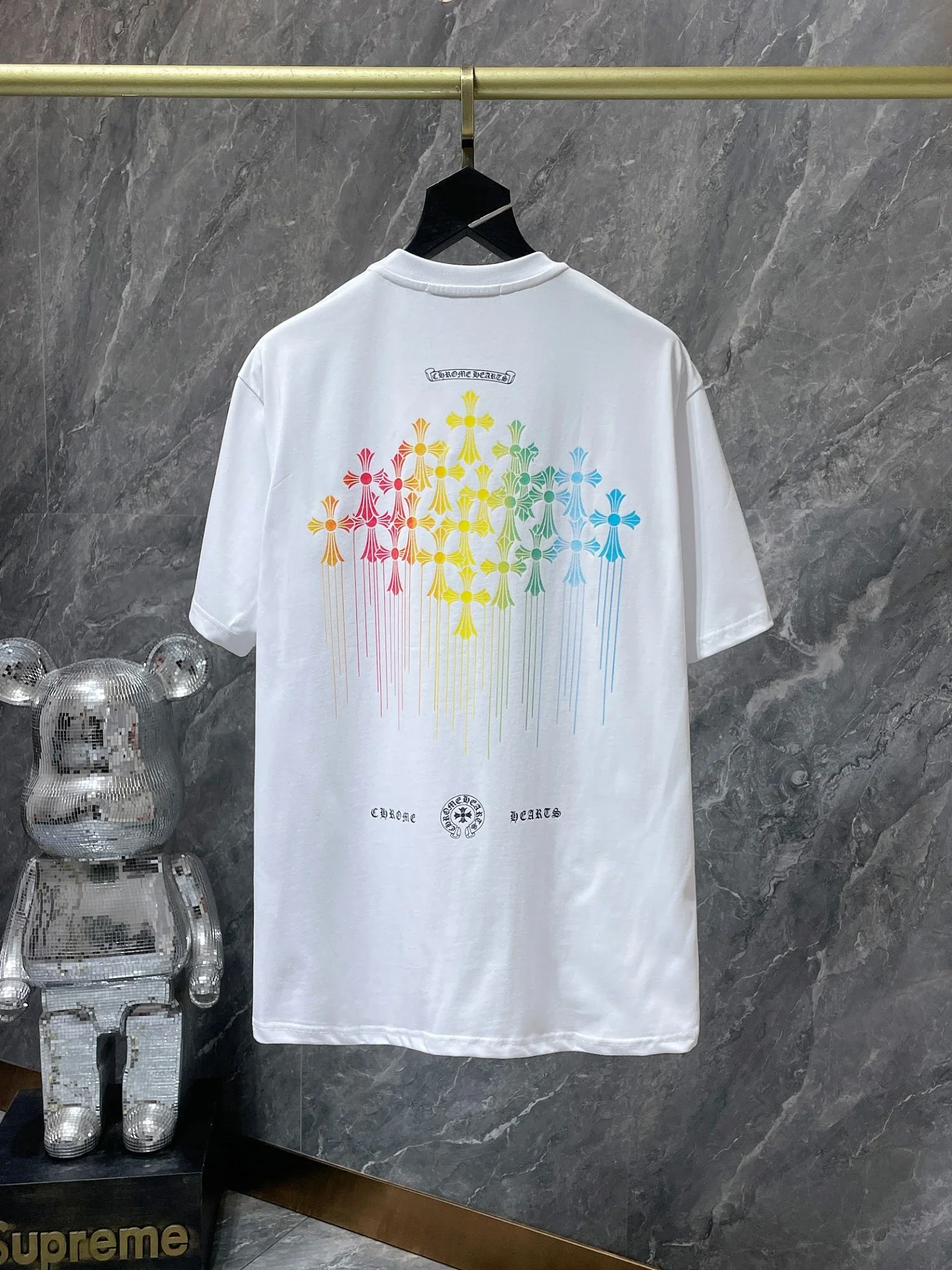 Cross horseshoe patchwork leather and ruffled short-sleeved T-shirt