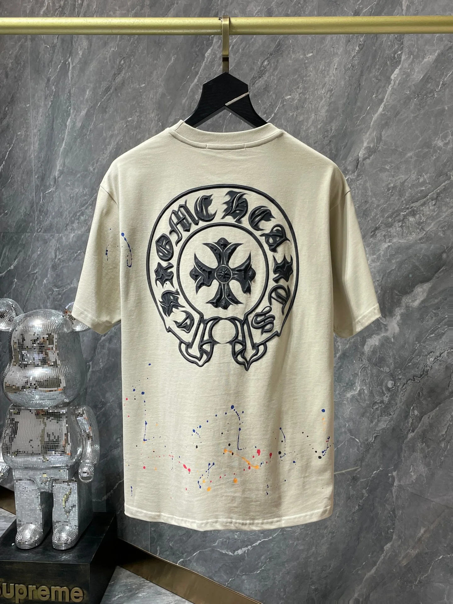 Cross horseshoe patchwork leather and ruffled short-sleeved T-shirt