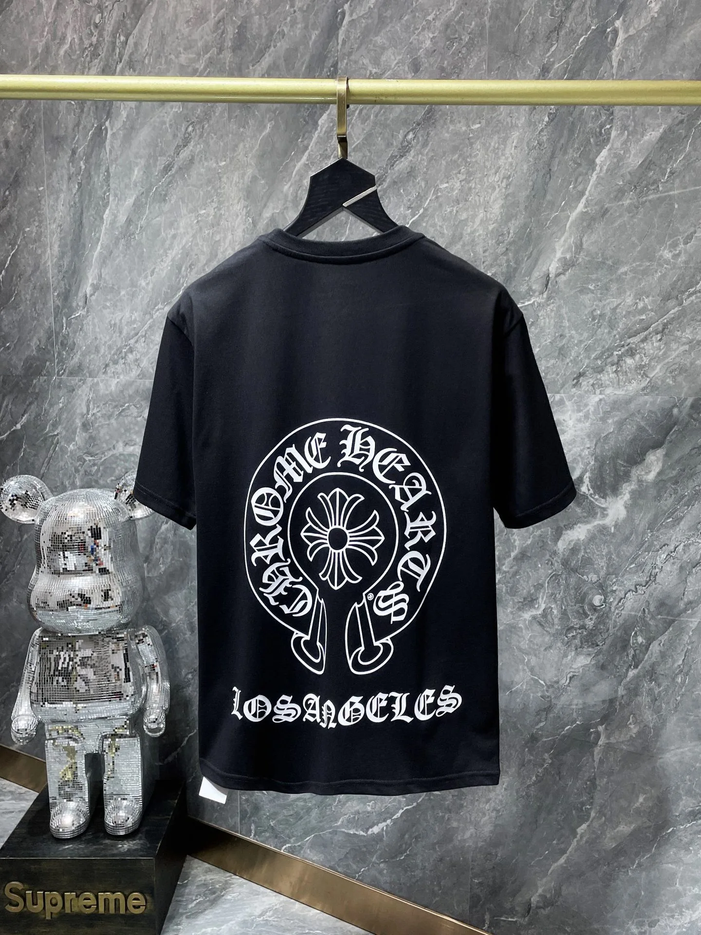 Cross horseshoe patchwork leather and ruffled short-sleeved T-shirt