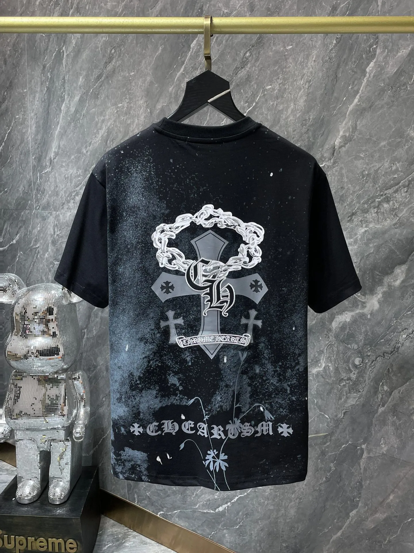 Cross horseshoe patchwork leather and ruffled short-sleeved T-shirt