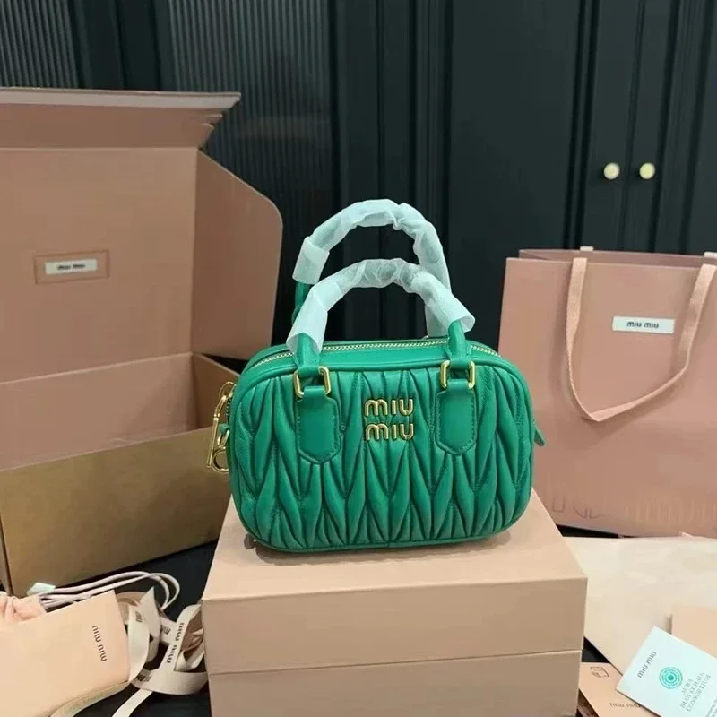 miu lambskin pleated bowling ball Boston daughter carries a small square bag versatile one-shoulder cross-body for women