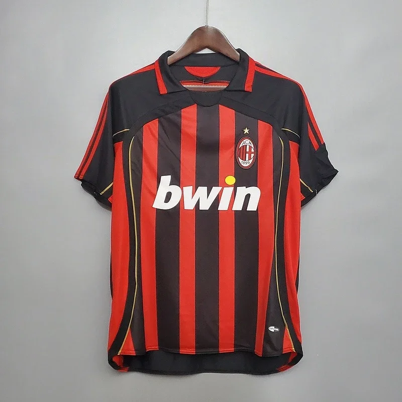 Retro short-sleeved football jerseys Real Madrid, Barcelona, ​​Florence, Arsenal, Manchester City, Inter Milan and River Plate old jerseys
