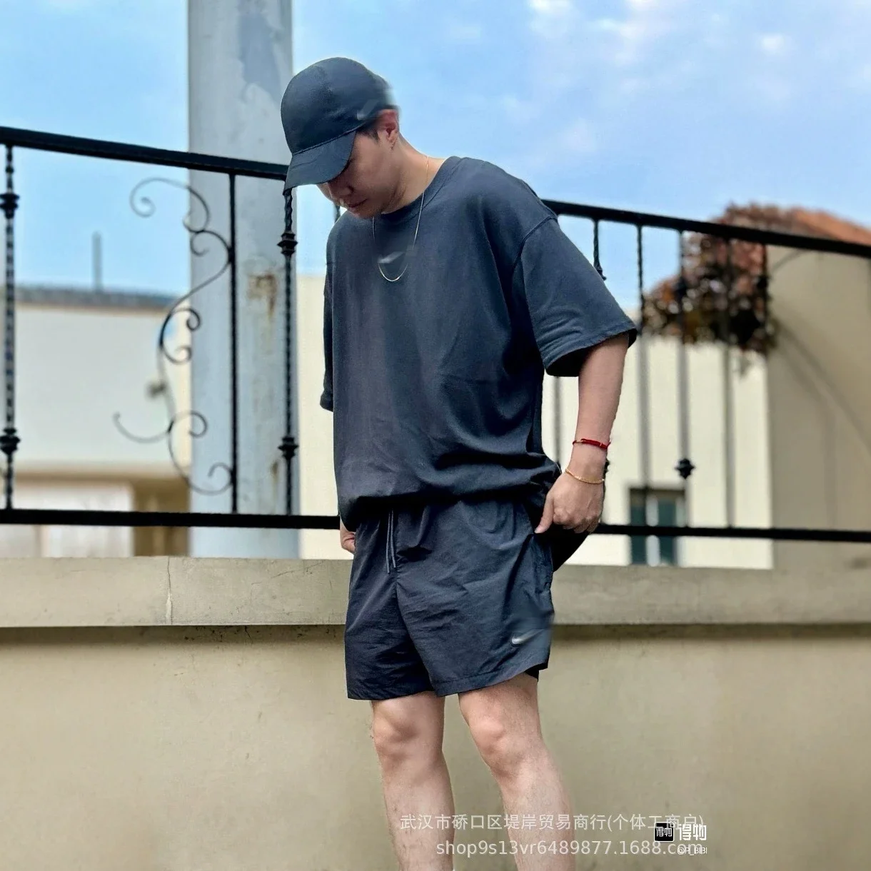 Comfortable, soft and breathable casual shorts with zipper pockets