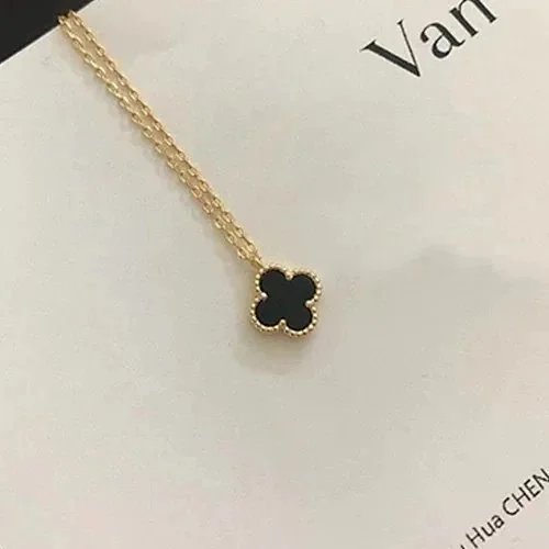 Van Cleef & Arpels Alhambra Ne