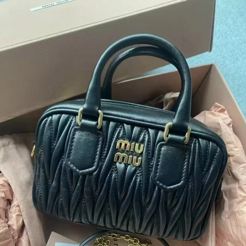 miu lambskin pleated bowling ball Boston daughter carries a small square bag versatile one-shoulder cross-body for women