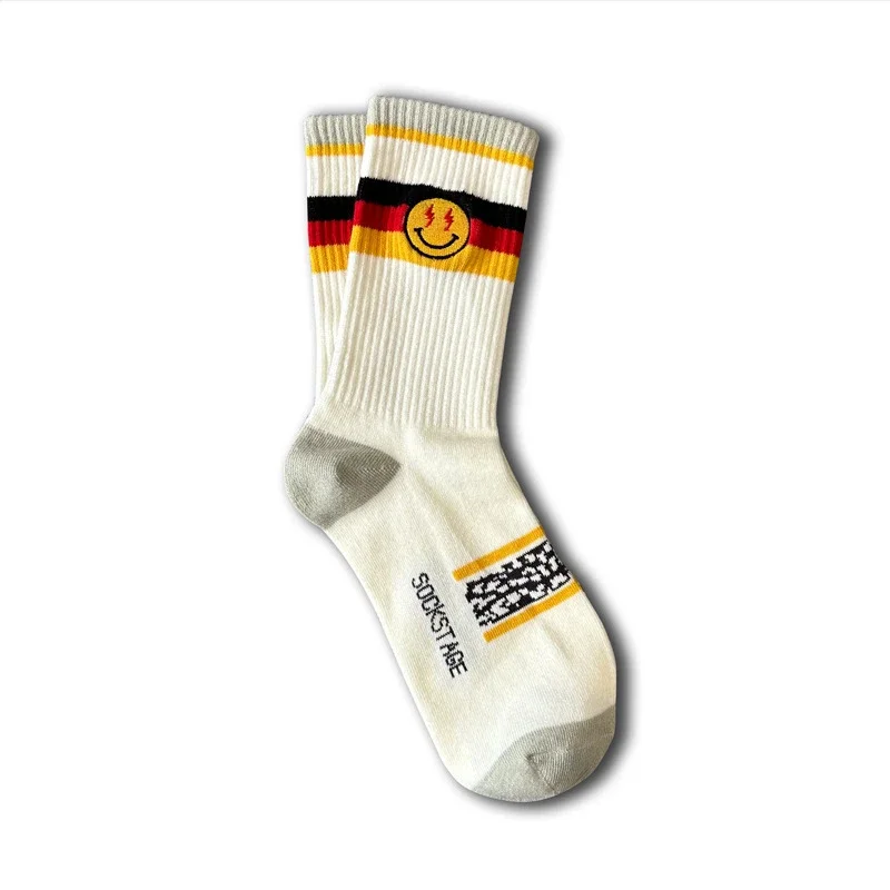 Smiley face embroidered socks street skateboard sports casual mid-calf cotton socks(pic3) Smiley face embroidered socks street skateboard sports casual mid-calf cotton socks