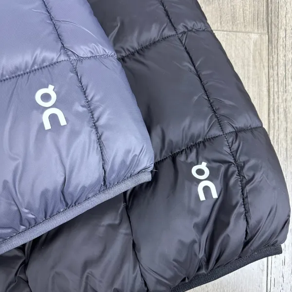 On Running Cloud Puffer Navy Down Jacket - 6