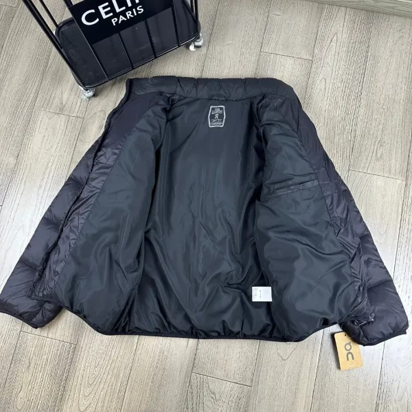 On Running Cloud Puffer Navy Down Jacket - 4