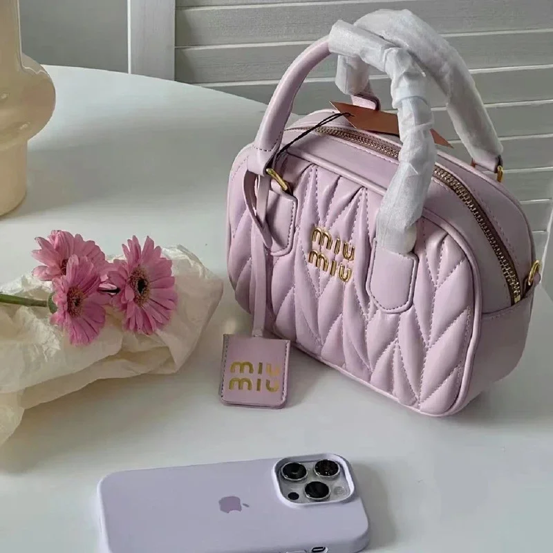 miu lambskin pleated bowling ball Boston daughter carries a small square bag versatile one-shoulder cross-body for women
