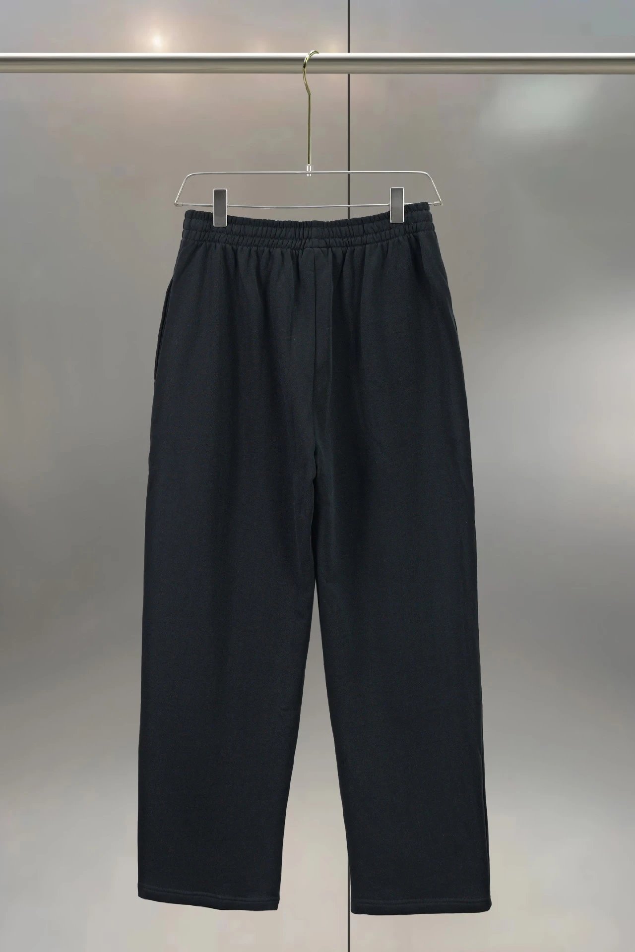 Balenciaga 3M Embroidered Sweatpants photo 7