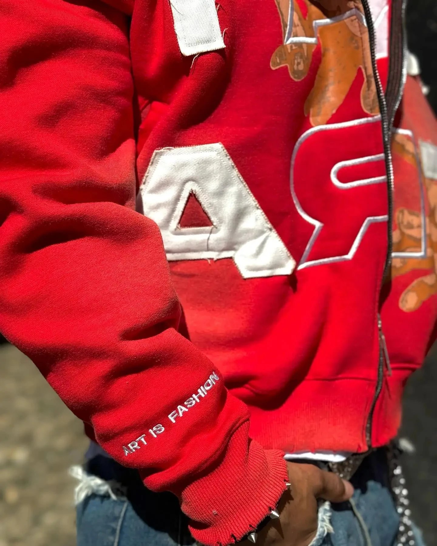 Design 'I AM' Graphic Zip-Up Hoodie Red - 15