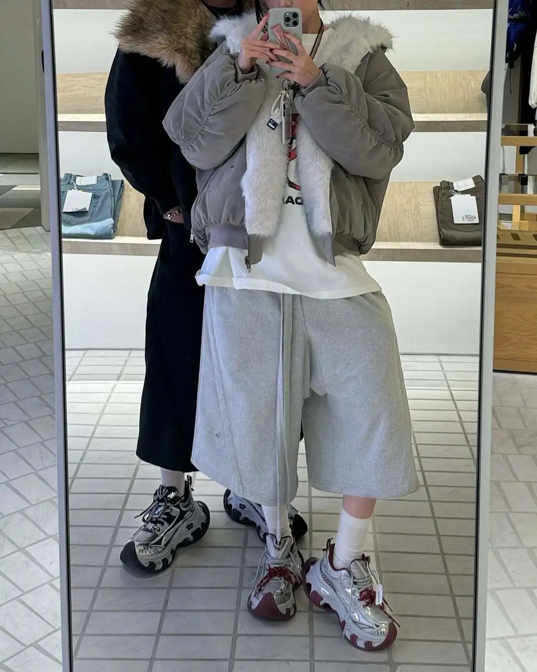 Gucci Logo Print T-Shirt White + Gray Oversized Fur-Trimmed Parka + Wide-Leg Pants + Chunky Sneakers - 10