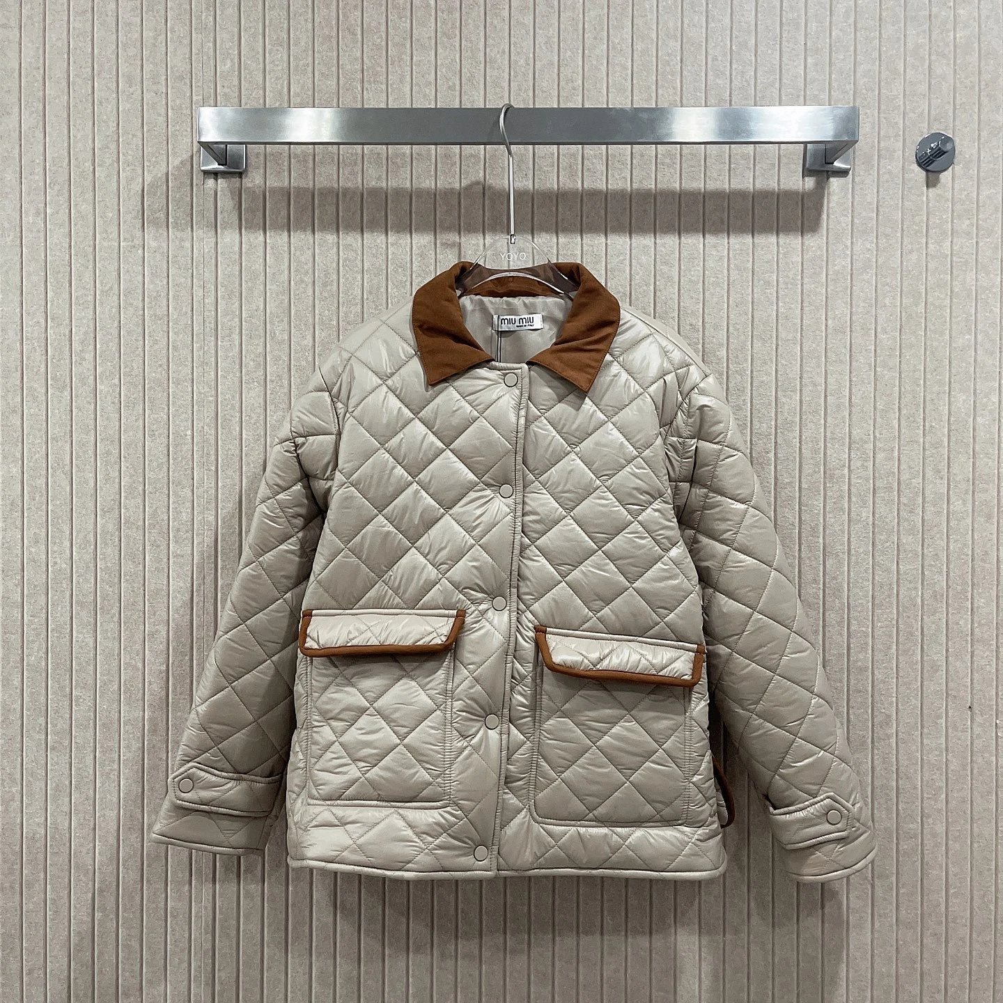 Design Quilted Diamond Stitch Jacket Beige with Brown Collar and Trim Outerwear - 4