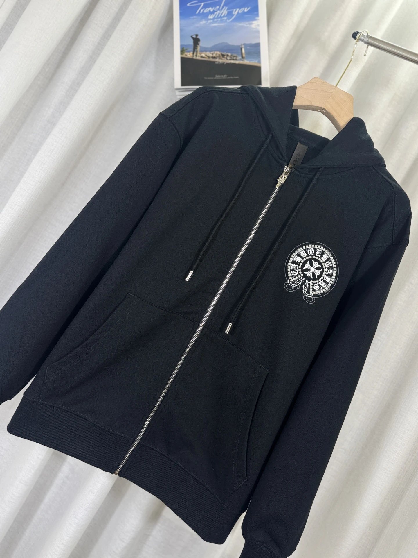 Design Pearl-Embellished Gothic Logo Hoodie White - 6
