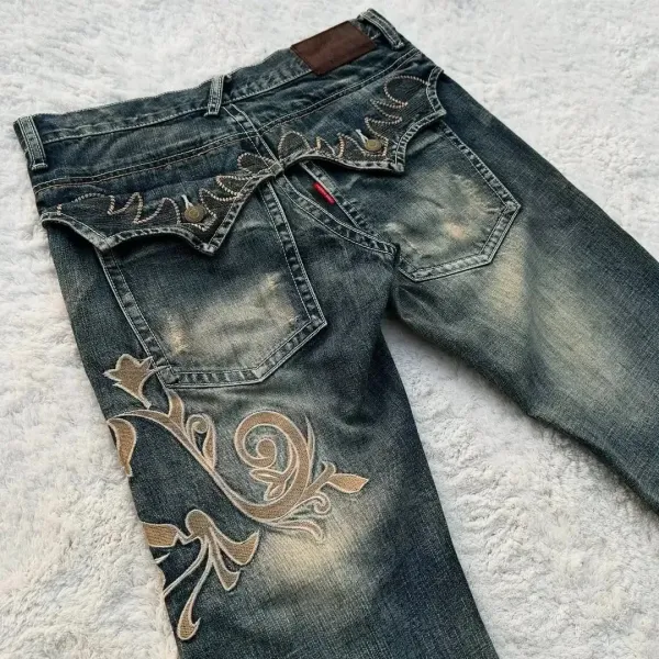 Design Flared Jeans with Embroidered Floral Motif and Chain Detail - 8