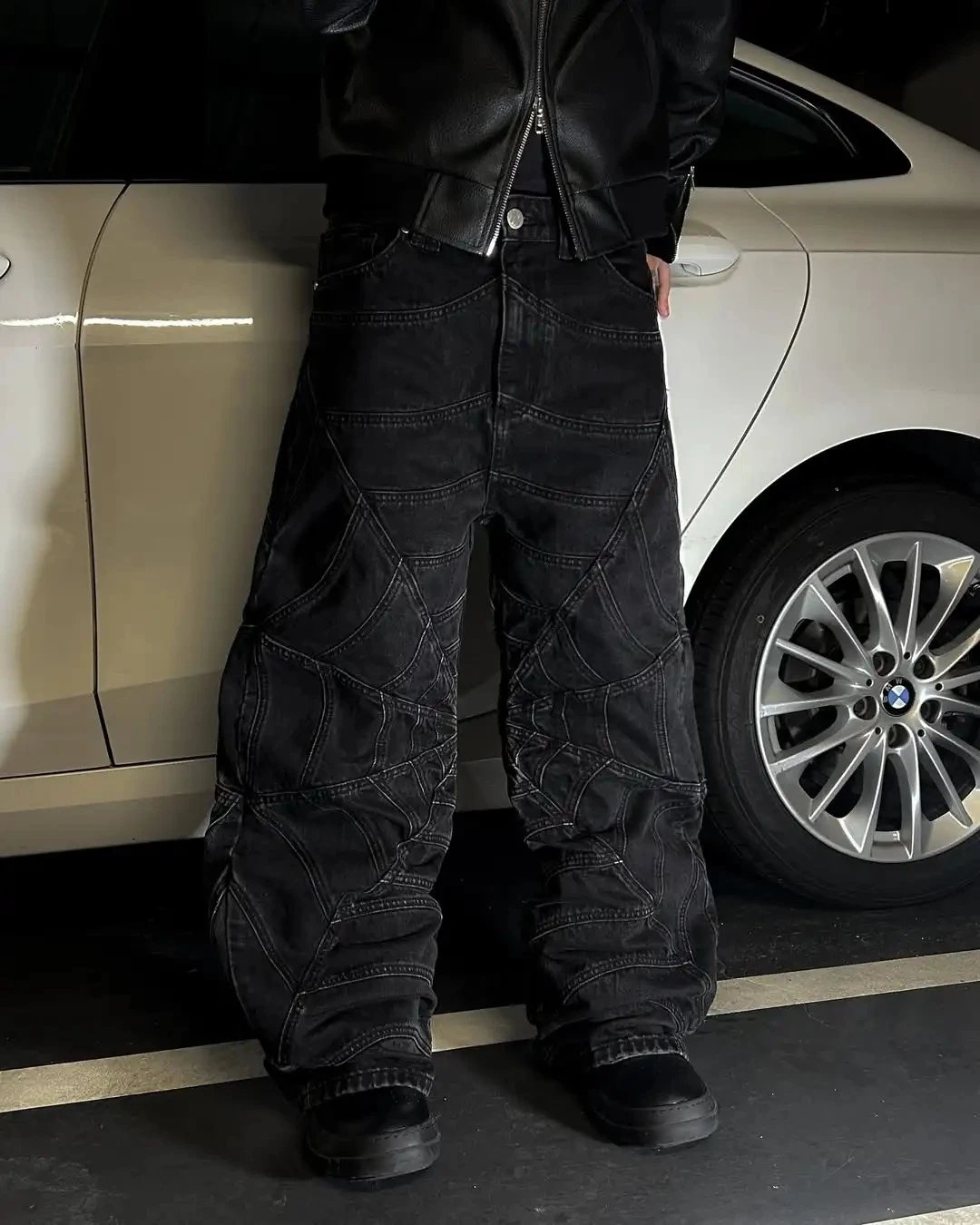 Design Spiderweb Stitched Black Wide-Leg Jeans - 13
