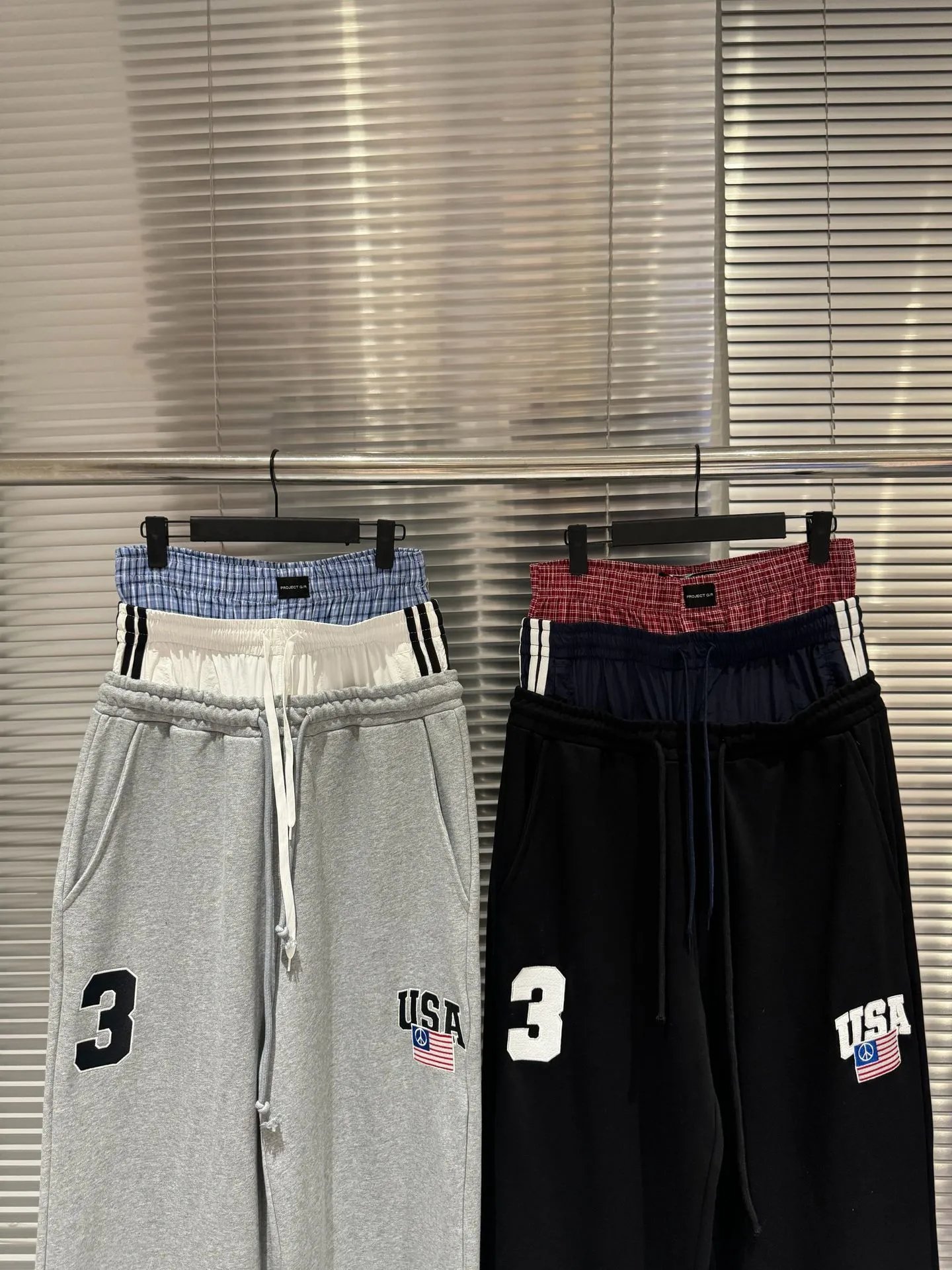 Design USA Graphic Sweatpants Gray - 20