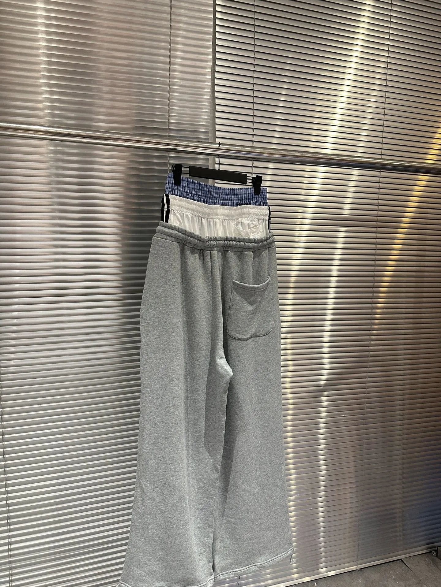 Design USA Graphic Sweatpants Gray - 29