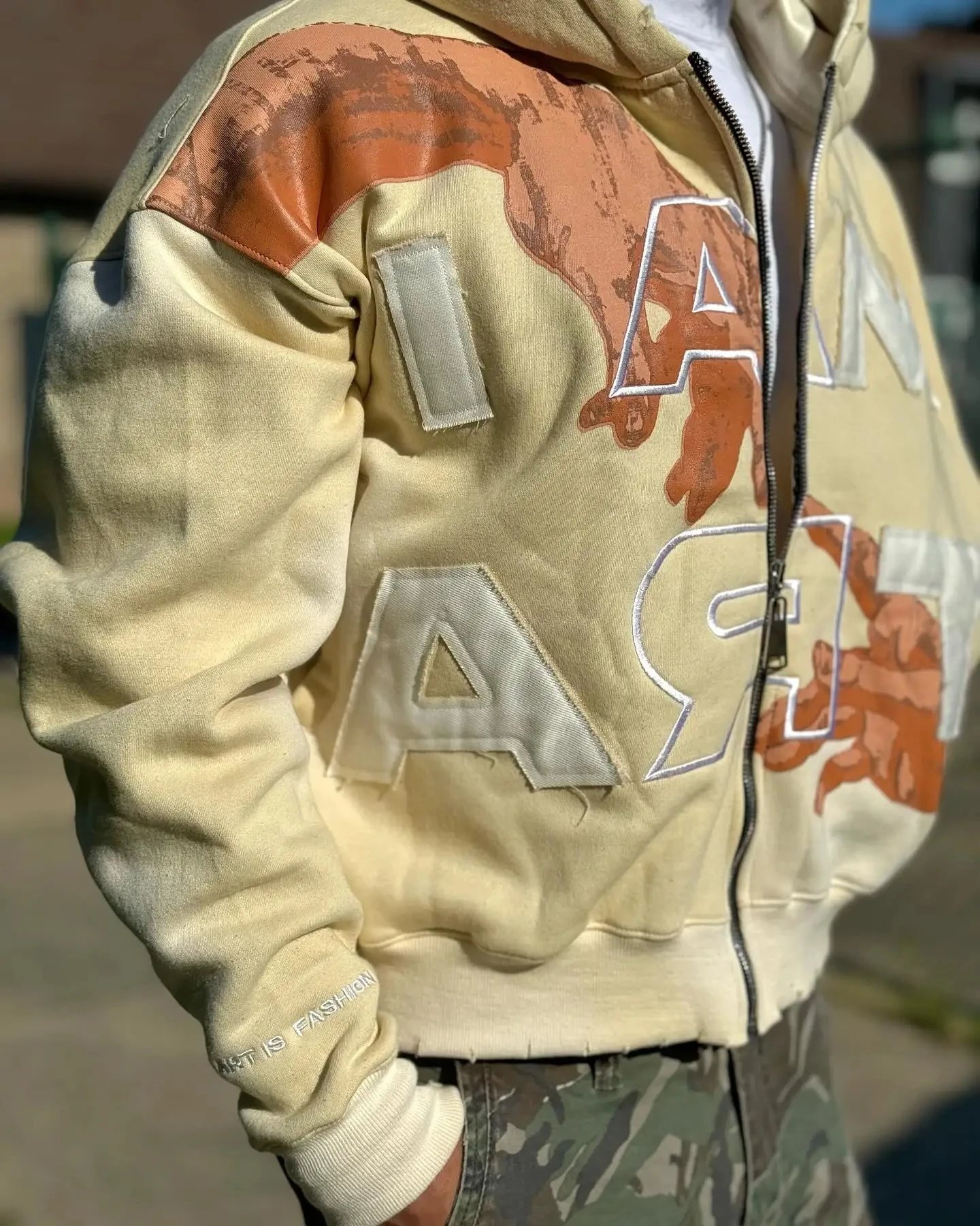 Design 'I AM' Graphic Zip-Up Hoodie Red - 10