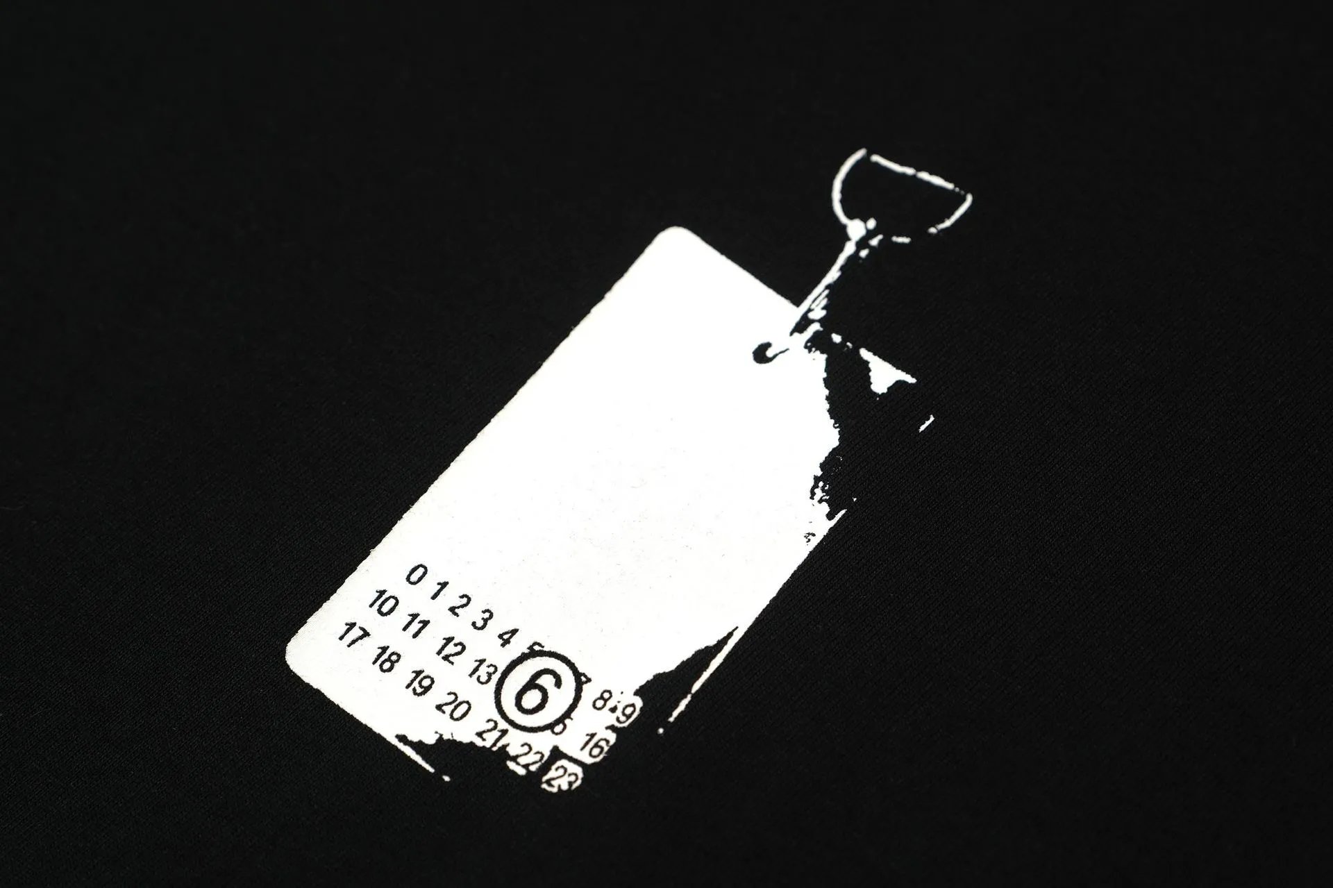 MM6 Maison Margiela Number 6 Graphic T-Shirt Black - 38