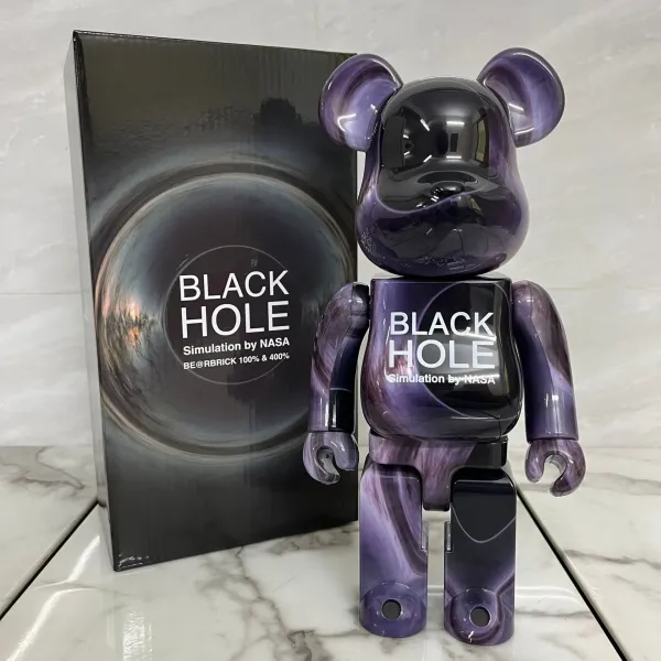Medicom Toy BE@RBRICK Black Hole Simulation by NASA Purple Gradient Collectible Figure Accessories - 1