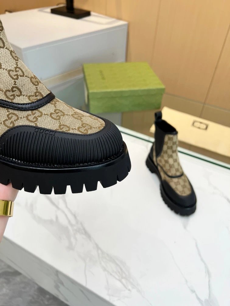 Gucci GG Marmont Chunky Sole Boots Beige and Black - 41