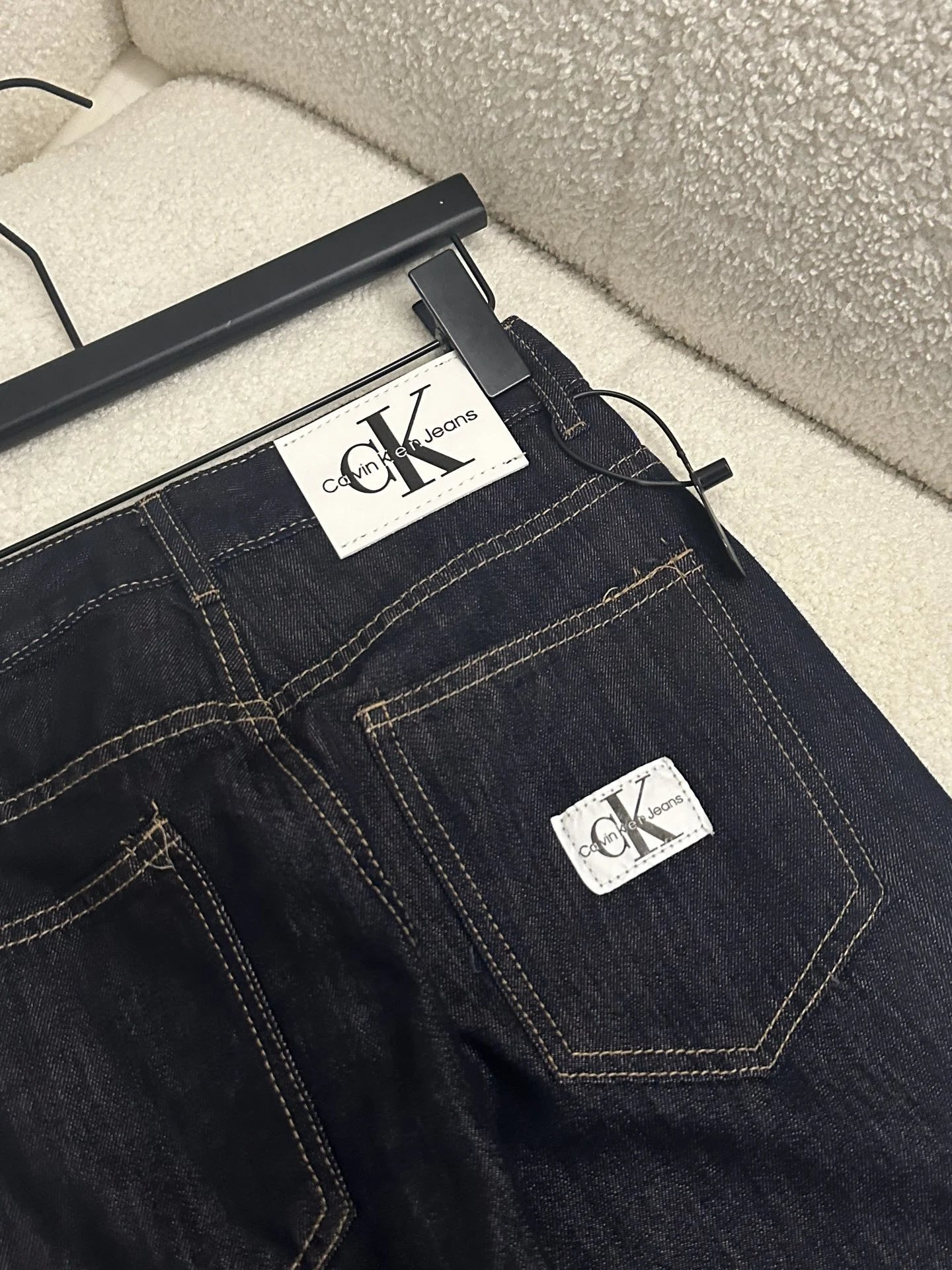 Calvin Klein Jeans Logo-Tab Wide-Leg Denim Jeans in Dark Wash - 11