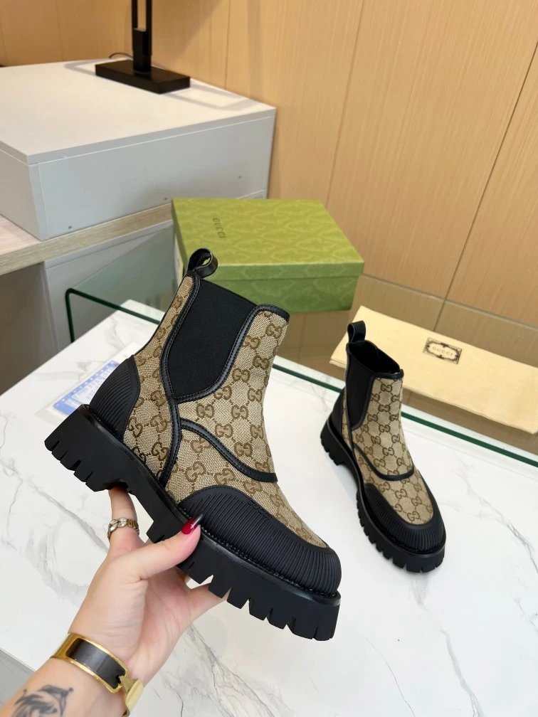 Gucci GG Marmont Chunky Sole Boots Beige and Black - 37