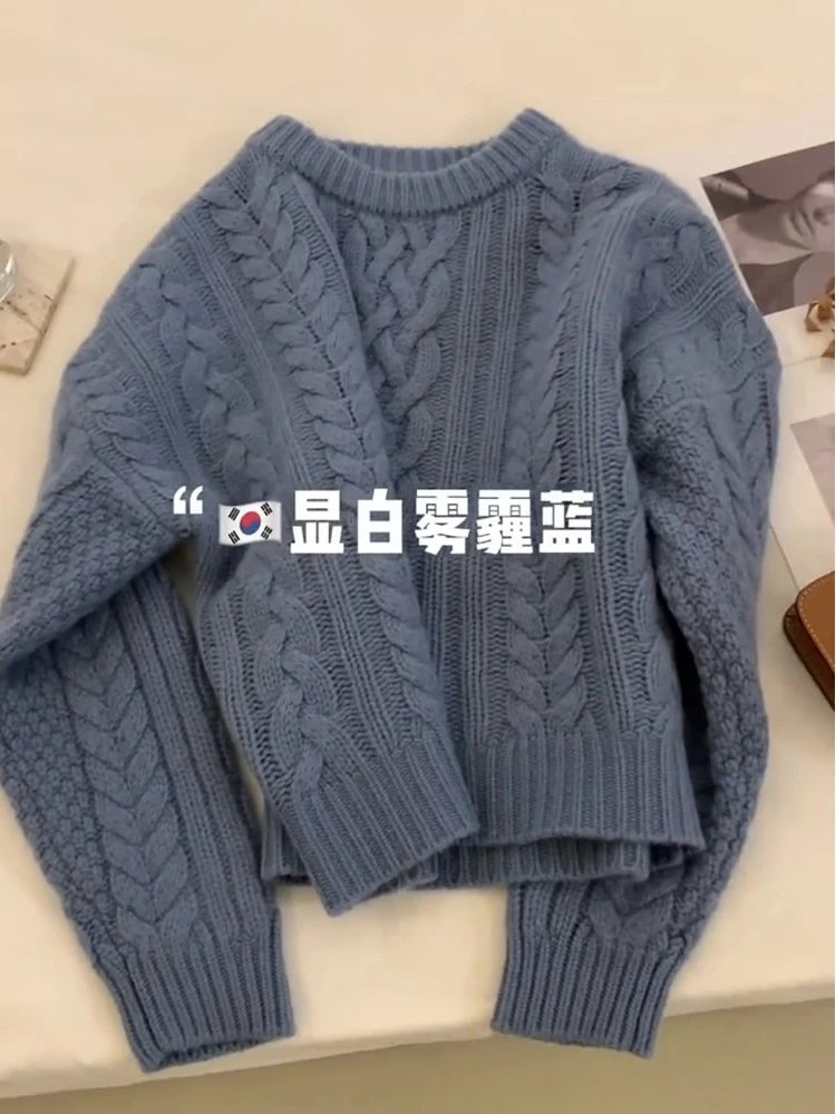 蓝色