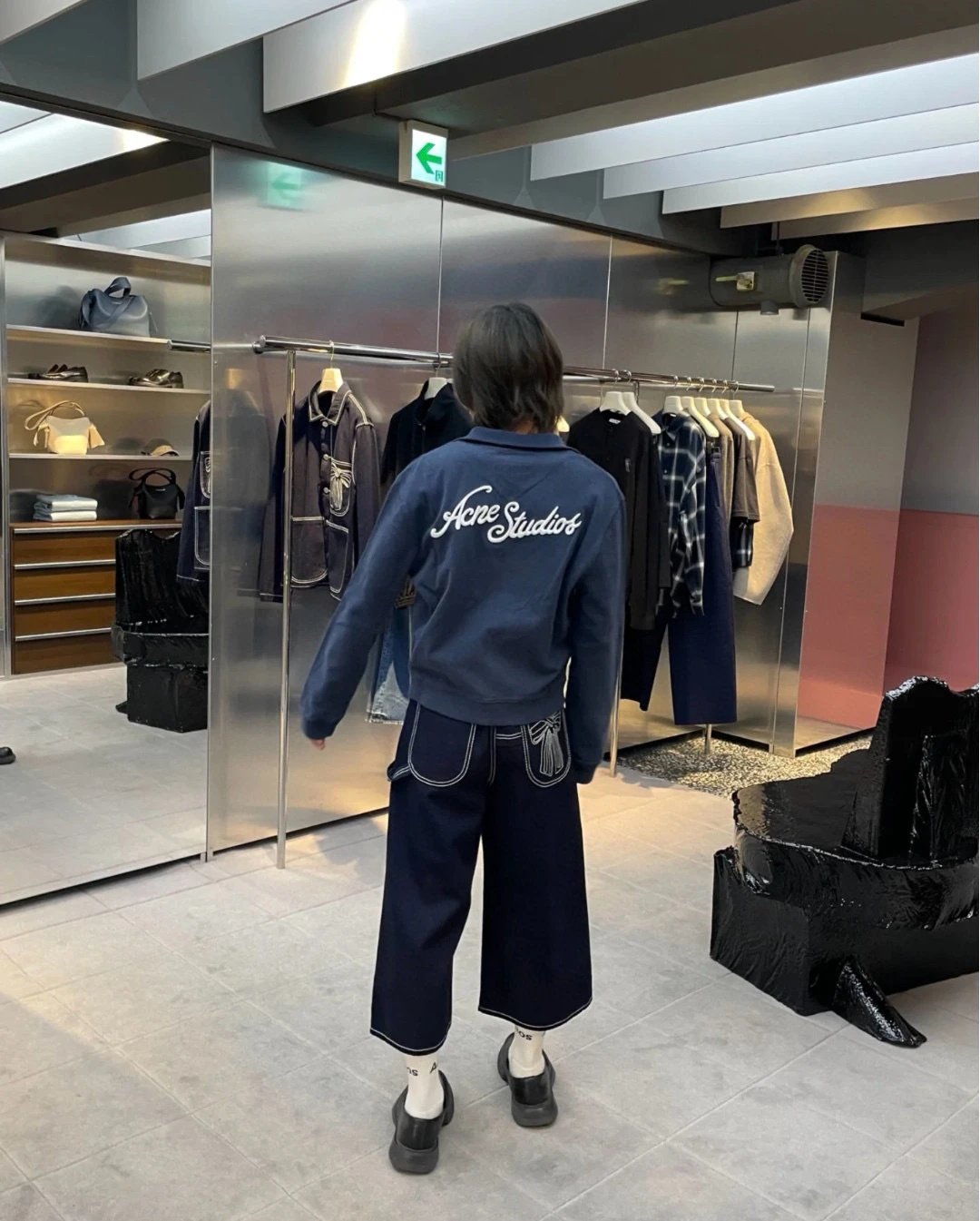 Acne Studios Embroidered Logo Cropped Sweatshirt Navy Hoodie - 7