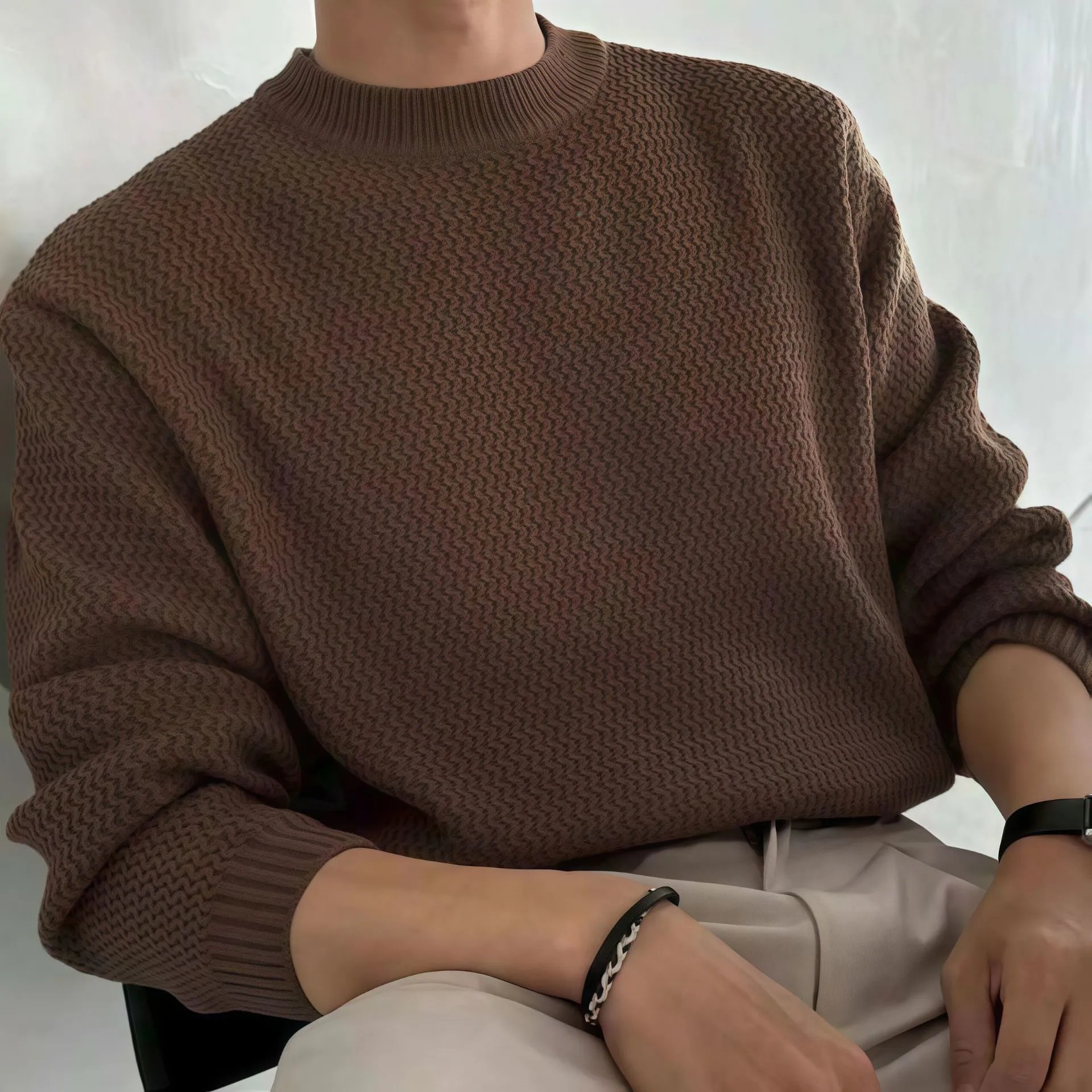 跨境TEMU希音亚马逊圆领港风毛衣男宽松休闲中性潮流纯色长袖潮男：findsindex.com