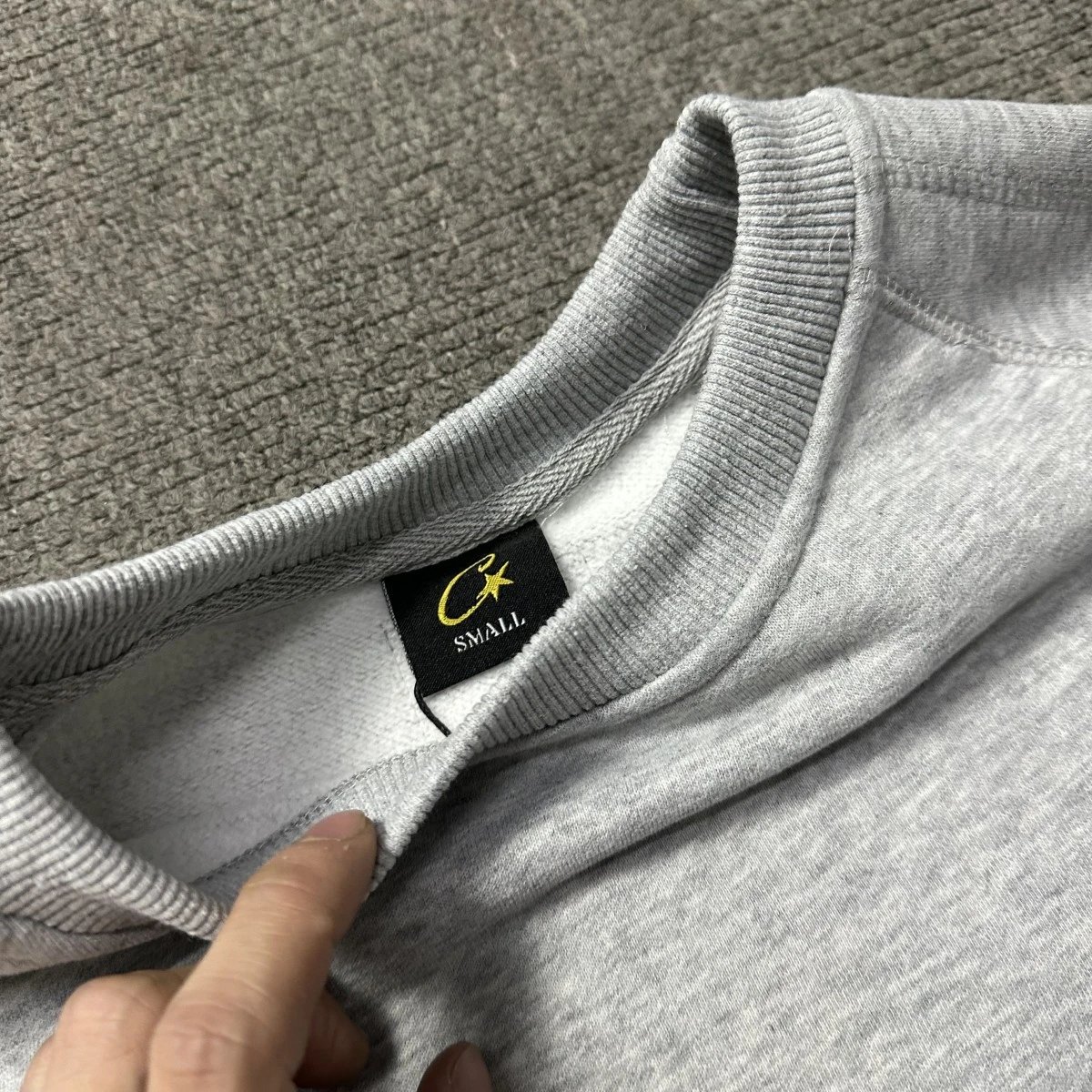 Design HMP Classic Raglan Sleeve Sweatshirt Black Hoodie - 26
