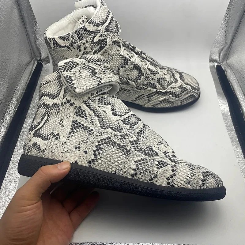 Maison Margiela Tabi Glitter Silver High-Top Sneakers - 15
