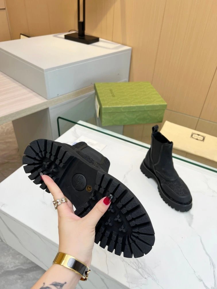 Gucci GG Marmont Chunky Sole Boots Beige and Black - 35