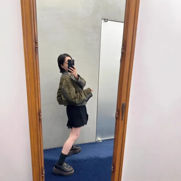 Design Sacai Hybrid Bomber Jacket Olive and Gray Outerwear Jacket - 4
