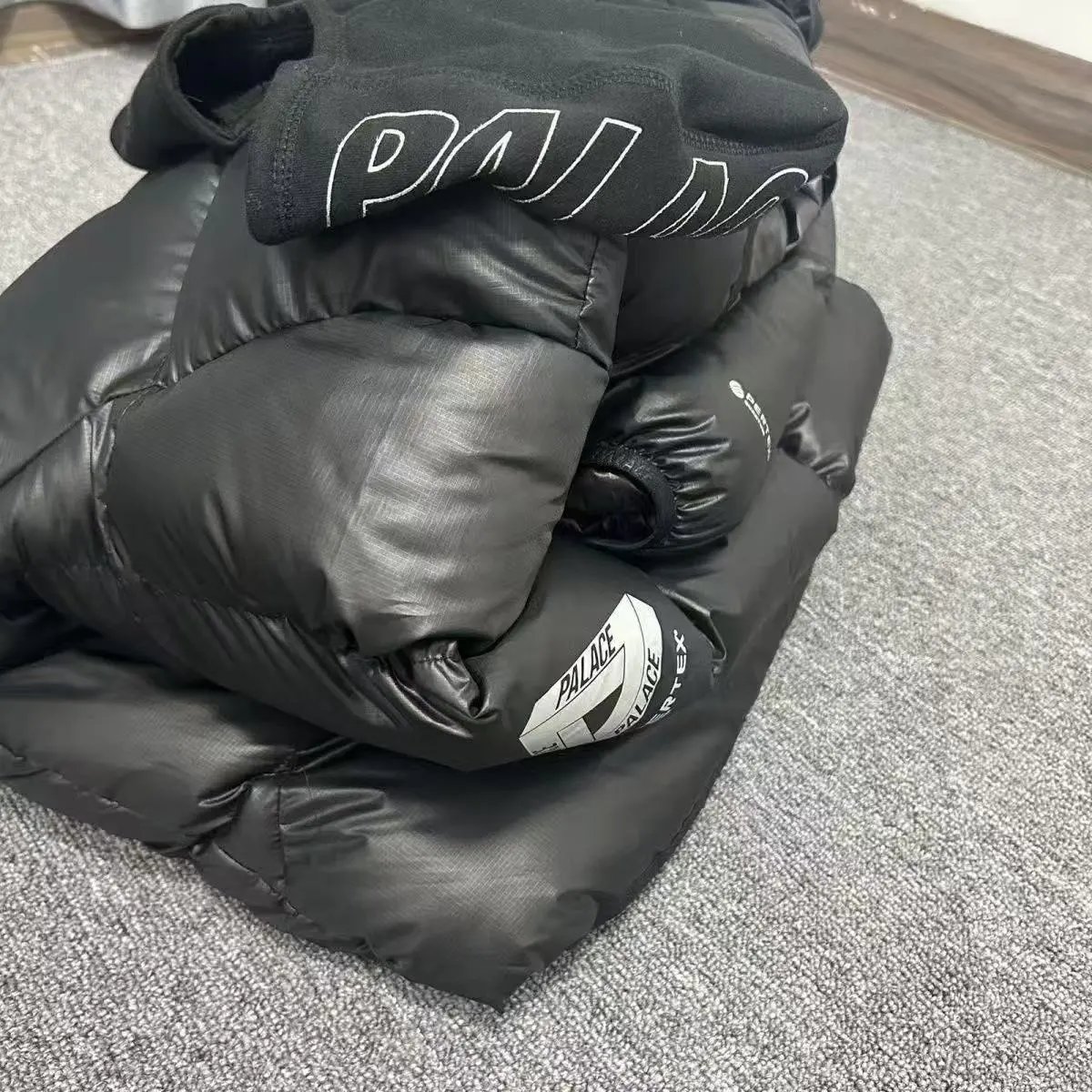 Palace x Pertex Down Jacket Black - 10