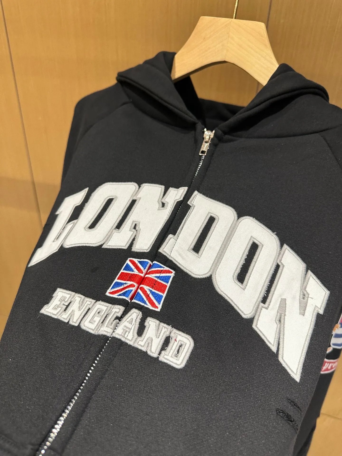 Corteiz London England Zip-Up Hoodie Black - 19