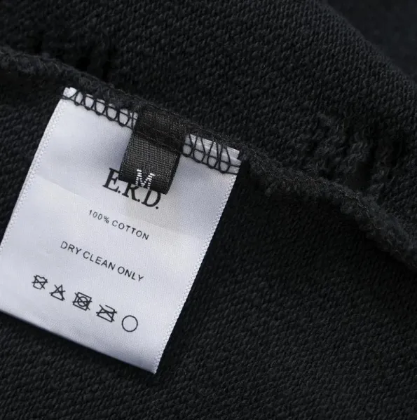 Design Fano Graphic Knit Sweater Black and White - 10