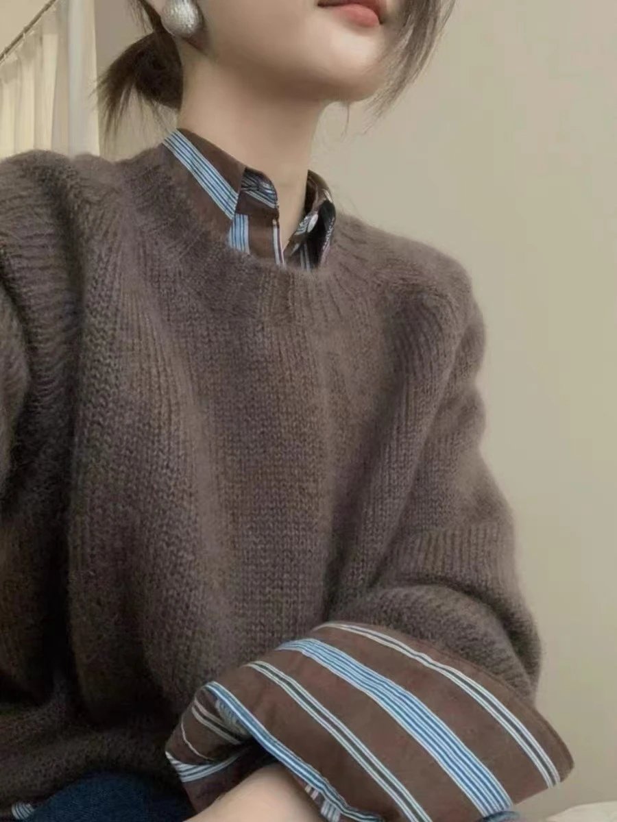 Design Layered Knit Sweater Beige with Striped Shirt Collar - 3