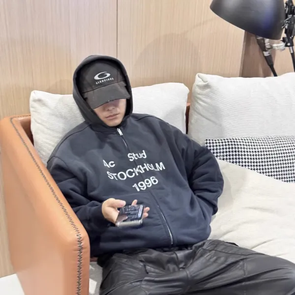 Acne Studios Stockholm 1996 Zip-Up Hoodie Black - 1